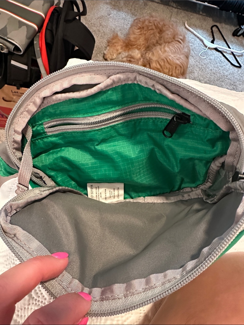 L.L. Bean Green Waist Pack with Gray Strap - Picture 2 of 3